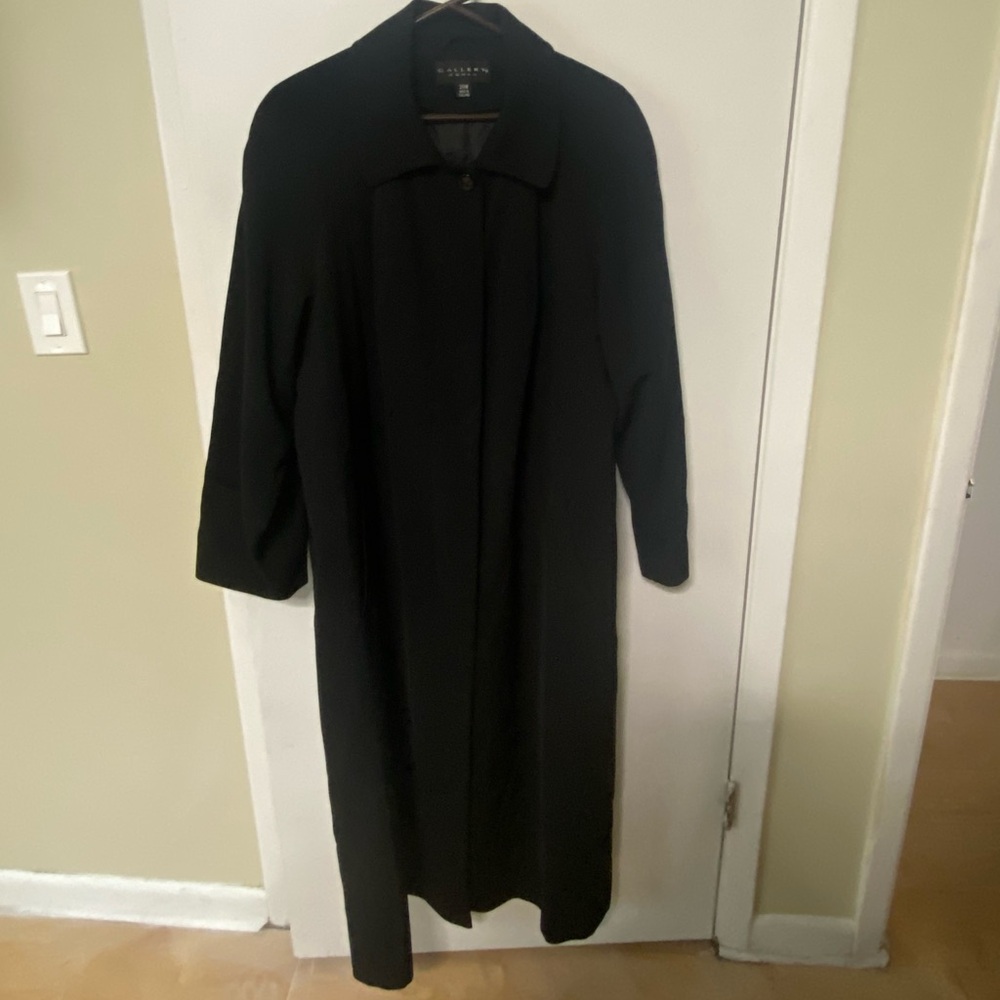 Gallery Classic Black Overcoat